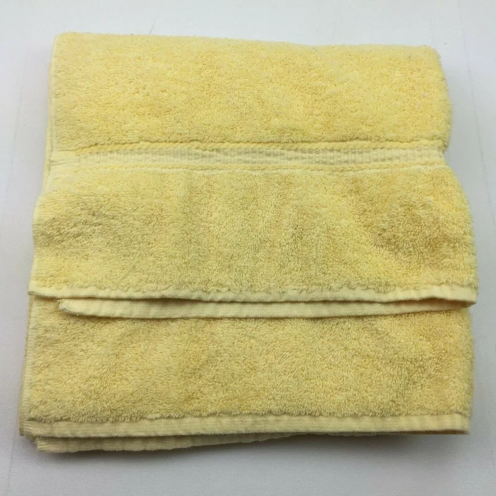Mainstays Home Caress Bathroom Bath Hand Towel Washcloth Mickey Mouse Red Yellow